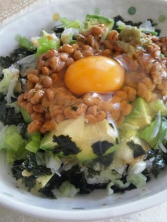 最強☆一人飯!アボカド納豆丼-レシピのメイン写真