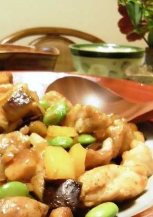 決め手は枝豆♪鶏肉と野菜のピリ辛炒め-レシピのメイン写真