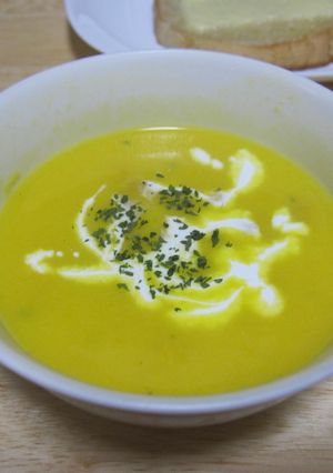 朝食に♪手抜きでも栄養満点かぼちゃスープ-レシピのメイン写真