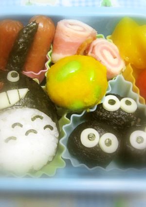 お弁当に♪　かぼちゃと枝豆のお団子-レシピのメイン写真
