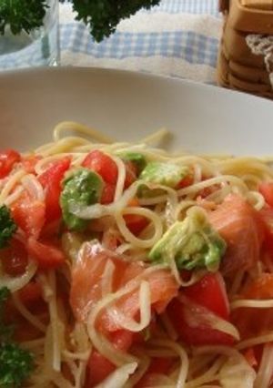トマトとサーモンの冷製パスタ-レシピのメイン写真