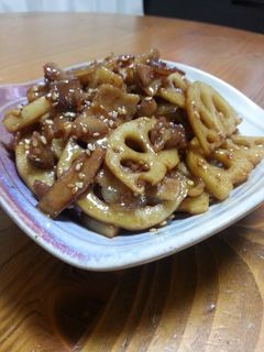 豚バラと蓮根のきんぴらさん♪-レシピのメイン写真