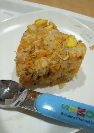 離乳完了〜秋の薩摩芋としらすチャーハン-レシピのメイン写真