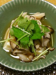 卵豆腐(市販品)のきのこあんかけ-レシピのメイン写真