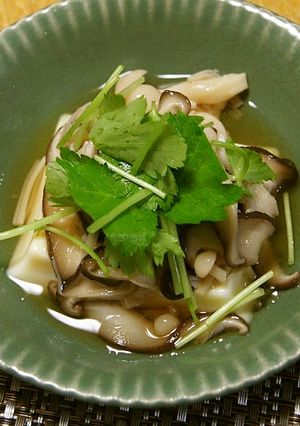 卵豆腐(市販品)のきのこあんかけ-レシピのメイン写真