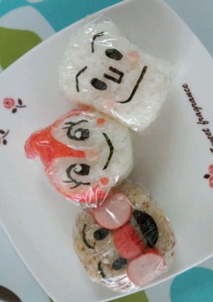 ｷｬﾗ弁＊アンパンマンキャラおにぎり-レシピのメイン写真