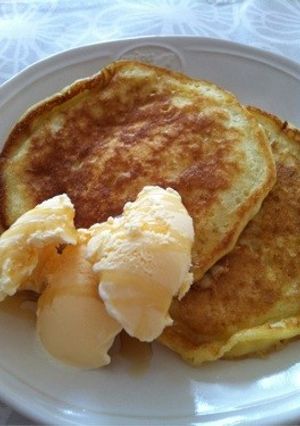超簡単☆計量カップでとろけるパンケーキ-レシピのメイン写真