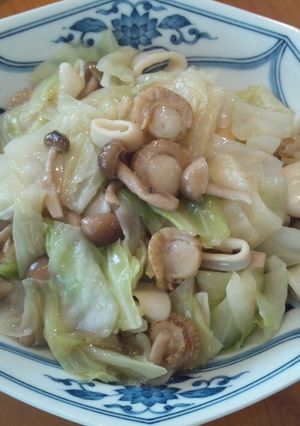 時短！シーフードとキャベツの蒸し焼き-レシピのメイン写真
