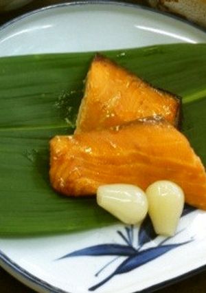 鮭の酒粕味噌漬け<やよい会>-レシピのメイン写真