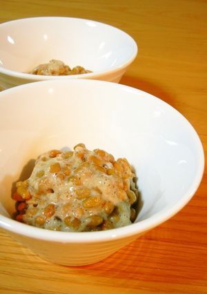 納豆の美味しい食べ方「塩麹＋酢＋胡麻」-レシピのメイン写真