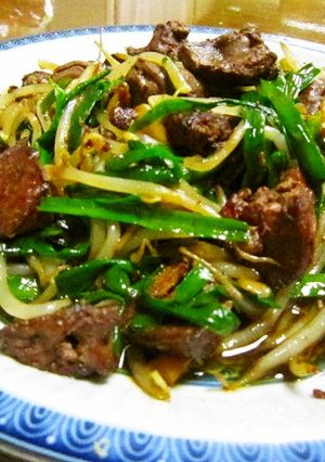 鶏レバーでさっぱり！ニラレバ炒め♪-レシピのメイン写真