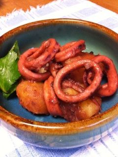 おでん汁リメイク!じゃがいもとイカの煮物-レシピのメイン写真