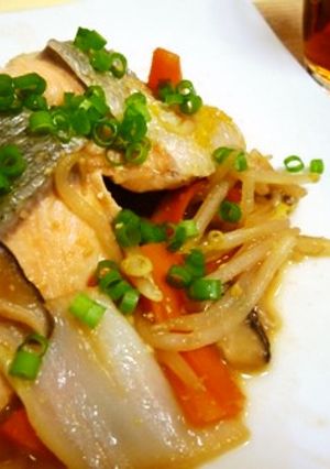 「野菜と鮭で簡単　チャンチャン焼き♪」-レシピのメイン写真