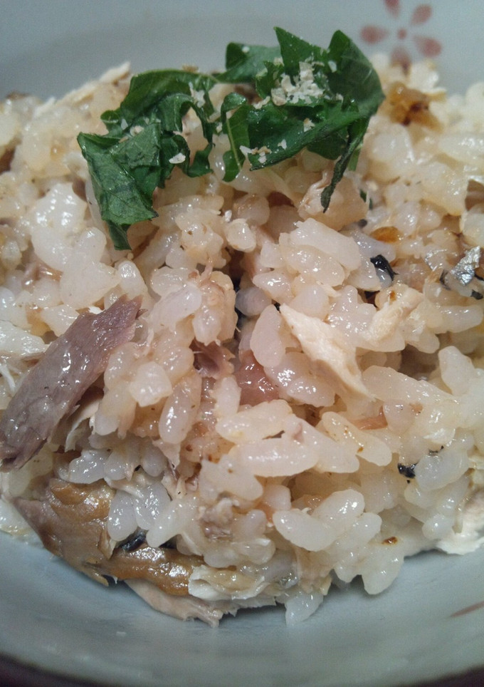 秋刀魚と梅の炊き込みご飯-レシピのメイン写真