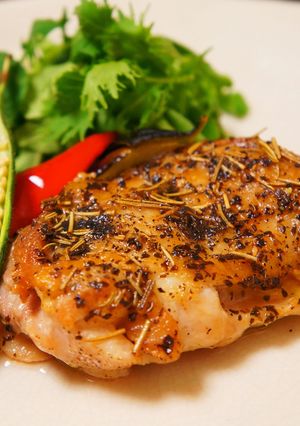 ハーブが香ばしい鶏肉の香草焼き-レシピのメイン写真