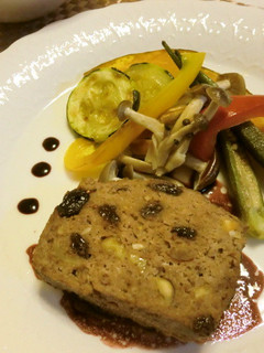 *レーズンとナッツのミートローフ*-レシピのメイン写真