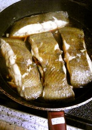 フライパンｄｅヒラメの煮付け-レシピのメイン写真