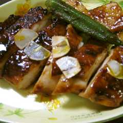 รูปของ こってり。鶏の照り焼き中華風