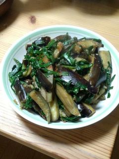 茄子とニラのポン炒め♪-レシピのメイン写真