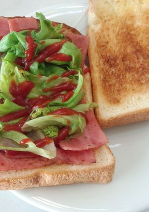 ベーコンレタスサンド♪ケチャップでどうぞ-レシピのメイン写真