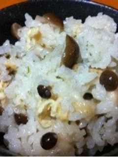 松茸風味炊き込みご飯-レシピのメイン写真