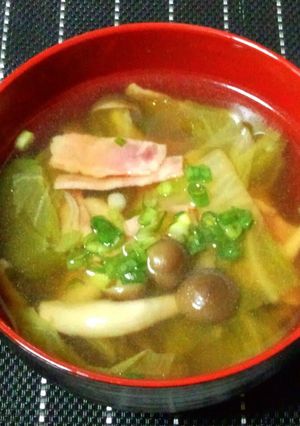 キャベツ(白菜)とベーコンのスープ-レシピのメイン写真