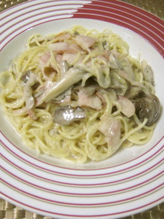 舞茸ベーコンのクリームパスタ-レシピのメイン写真