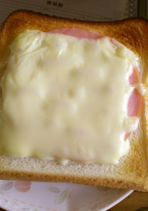 簡単b忙しい朝にハムチーズトースト♡-レシピのメイン写真