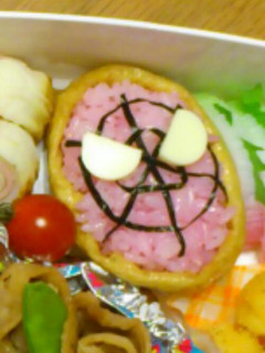 キャラ弁☆おいなりさんのスパイダーマン-レシピのメイン写真