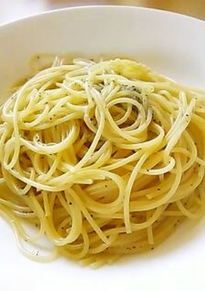 シンプル最高☆粉チーズとペッパーのパスタ-レシピのメイン写真