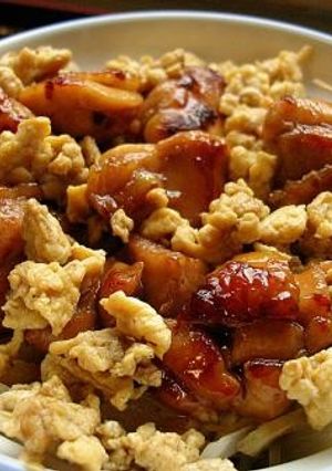鶏の照り焼き丼（炒り卵で親子丼でもある）-レシピのメイン写真
