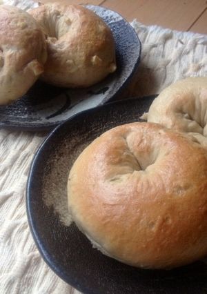 プレ農家めし◆茹でラッカセイのベーグル-レシピのメイン写真