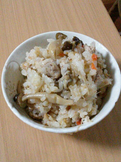 きのこの塩麹漬けで炊き込みご飯-レシピのメイン写真