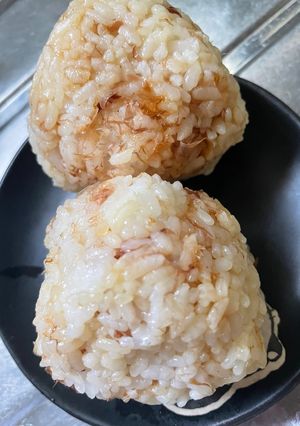 おかかおにぎり-レシピのメイン写真
