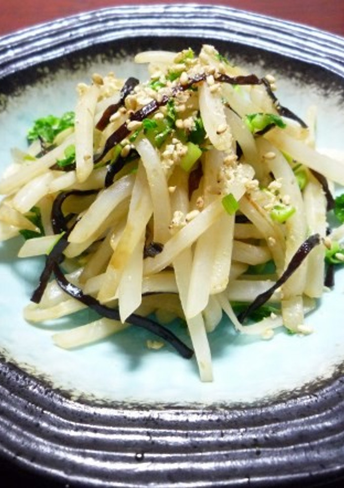 大根の皮の塩昆布炒め☆切り方が決め手！-レシピのメイン写真
