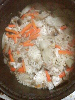 上品なだしの味♪鶏ごぼうご飯-レシピのメイン写真