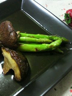アスパラとシイタケの焼き浸し-レシピのメイン写真