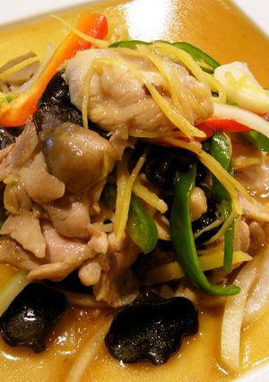 夏バテ防止の鶏もも肉のしょうが炒め-レシピのメイン写真