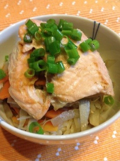 シャケ乗せ 炊き込みご飯-レシピのメイン写真