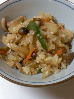 食べるラー油できのこ混ぜご飯-レシピのメイン写真