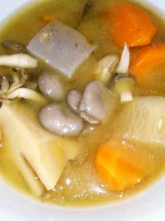煮物の残りで具だくさんお味噌汁-レシピのメイン写真