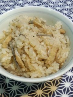 牛蒡とお揚げの炊き込みご飯-レシピのメイン写真