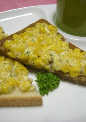 朝食に♪❤マヨコーントースト❤-レシピのメイン写真