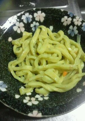 野菜練り込みうどん☆野菜ジュースでも-レシピのメイン写真