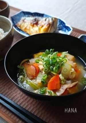 具だくさん!我が家の豚汁-レシピのメイン写真