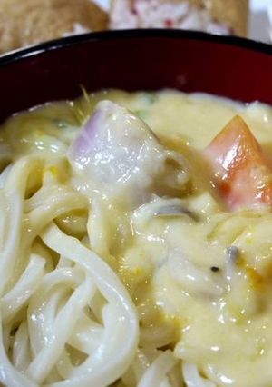 手打ちうどんで釜揚げシチューうどん-レシピのメイン写真