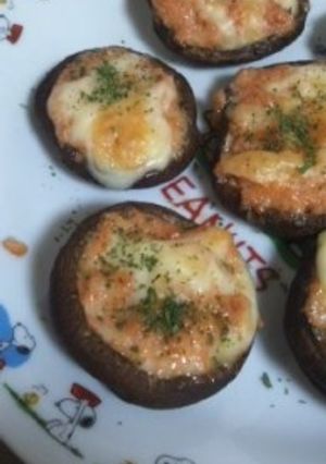 鮭フレークで作る　しいたけの鮭マヨ焼き-レシピのメイン写真