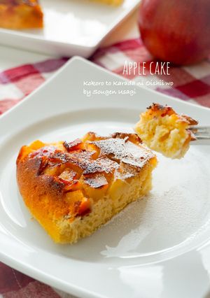 フライパンで焼く☆角切りリンゴのケーキ-レシピのメイン写真