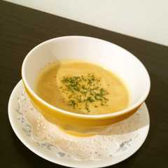 รูปของ 玉ねぎスープの素で☆かぼちゃのポタージュ