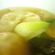お腹満足、温まる!えび入り水餃子のスープ